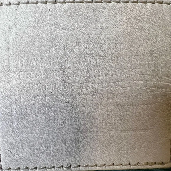 Coach Chelsea Pebble Leather Tote Bag Chalk Tan Work School Casual 
D1082-F12340 - Picture 8 of 13